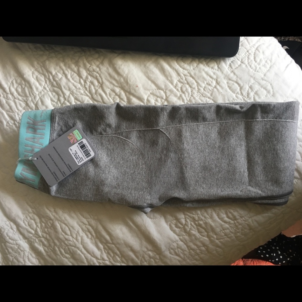 Light gray flex
